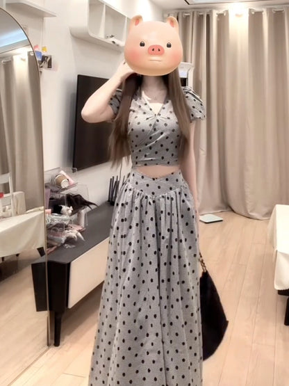 ドット柄ロングワンピース