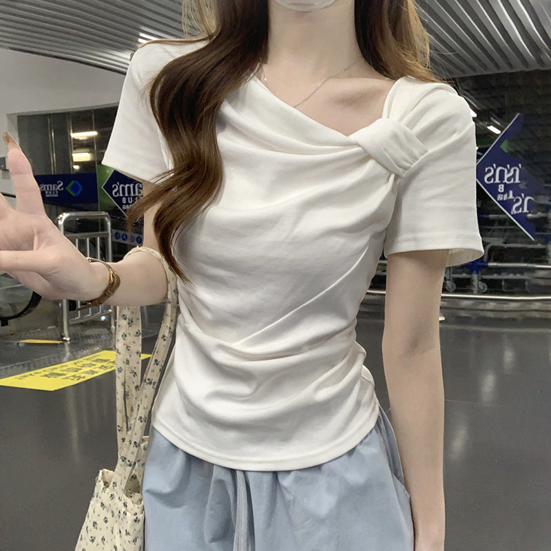 ワンショルダートップス