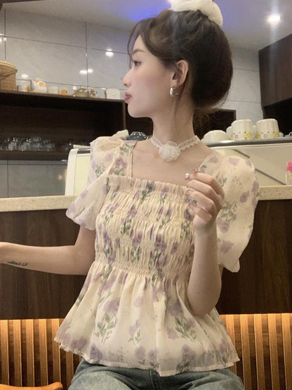 花柄パフスリーブトップス