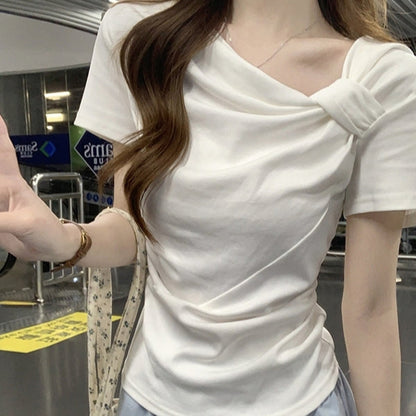 ワンショルダートップス